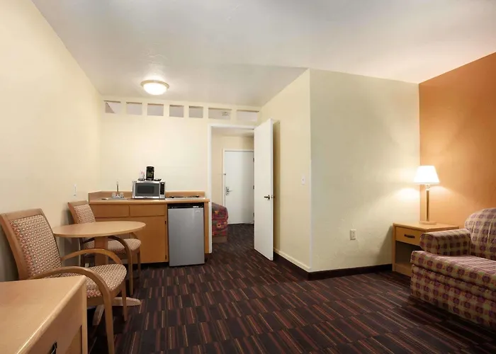 Hotel Knights D.m.a.f Area Tucson
