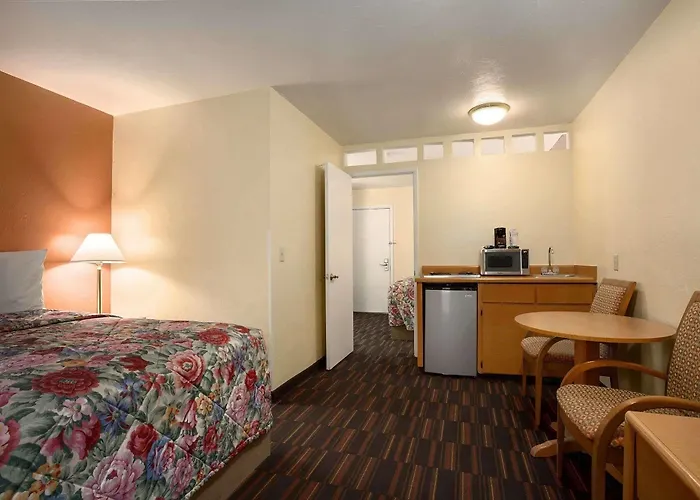 Knights D.m.a.f Area Hotel Tucson